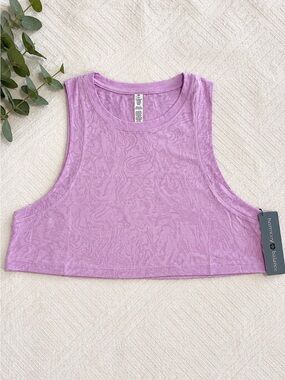 NWT Harmony & Balance Lavender Marble Cropped Tank Top Large
